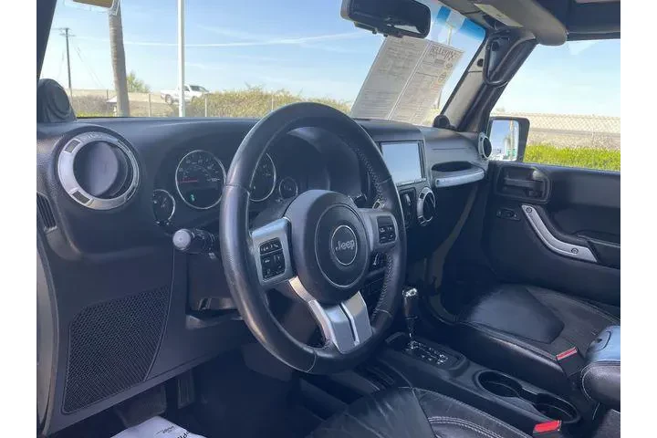 $15250 : Jeep Wrangler Unlimited 2013 image 10