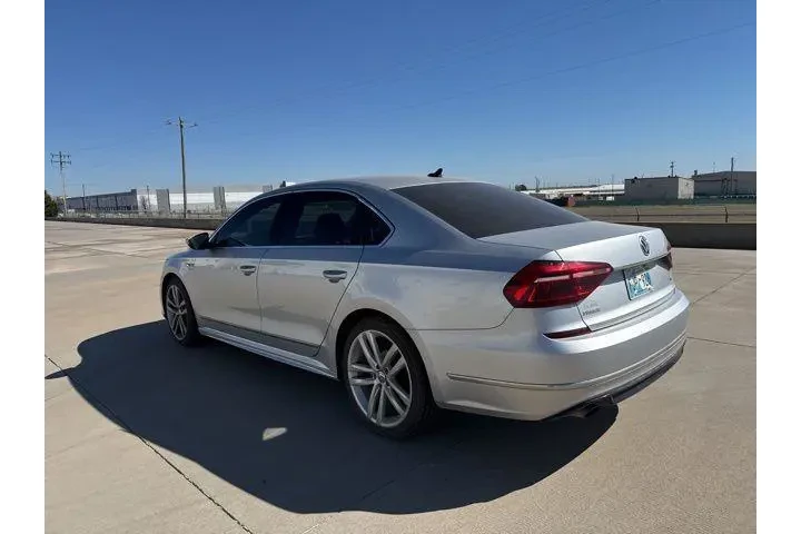 $10843 : Volkswagen Passat 2017 1.8T image 7