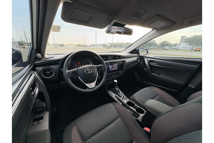 $1500 : Toyota Corolla 2017 image 9