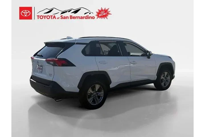 $34990 : Toyota RAV4 2025 AWD XLE 4dr image 5