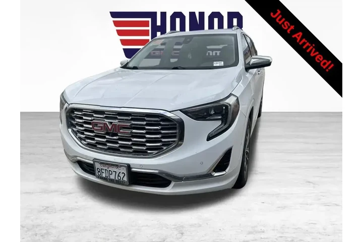 $14988 : GMC Terrain 2018 Denali 4dr image 3