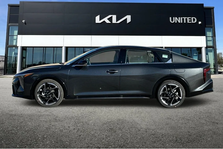 $26385 : New 2025 K4 GT-Line image 6