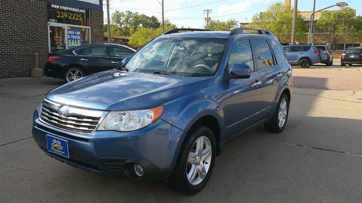 $9999 : 2010 Forester 2.5X Limited image 3