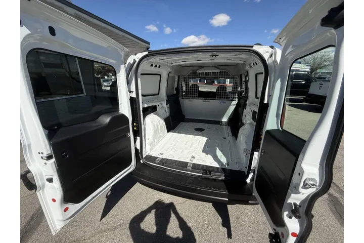 $13950 : 2021 RAM ProMaster City Trade image 8