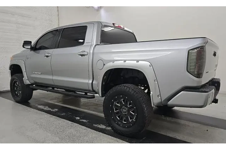 $36000 : Toyota Tundra 2017 4x2 Limit image 3