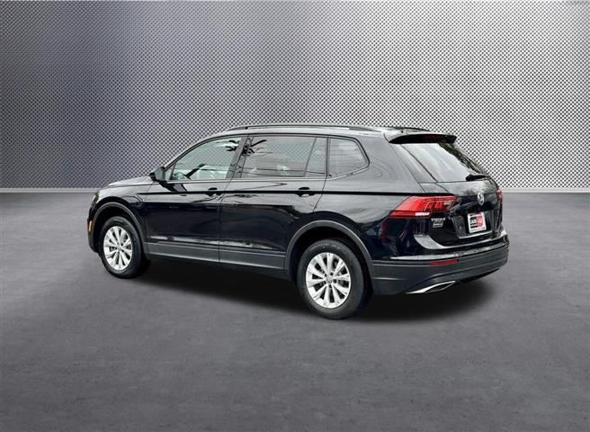 $18333 : 2020 Tiguan 2.0T S image 5