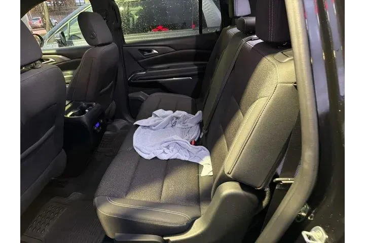 $29991 : Chevrolet Traverse 2024 LS 4 image 6