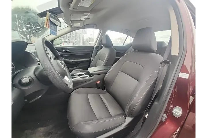 $20999 : Nissan Altima 2024 2.5 SV 4d image 7