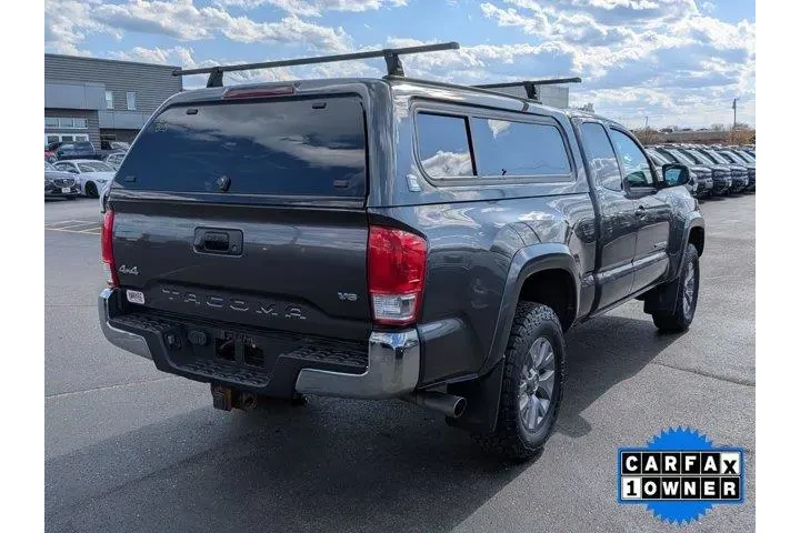 $29110 : Toyota Tacoma 2016 4x4 SR5 V image 3