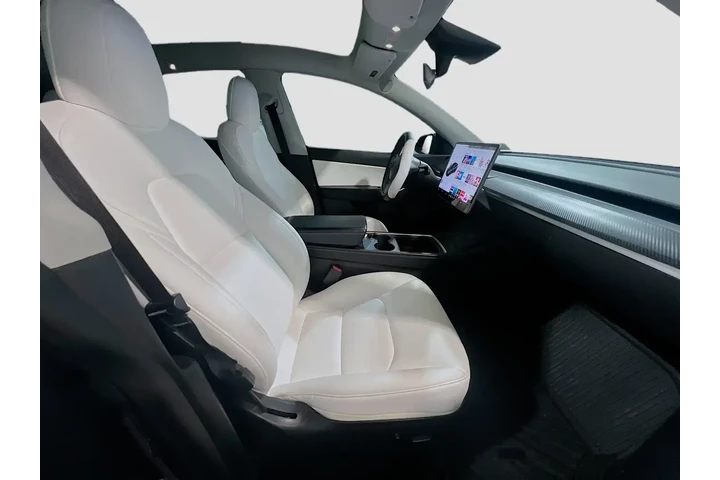 $29887 : Tesla Model Y 2022 AWD Perfo image 8