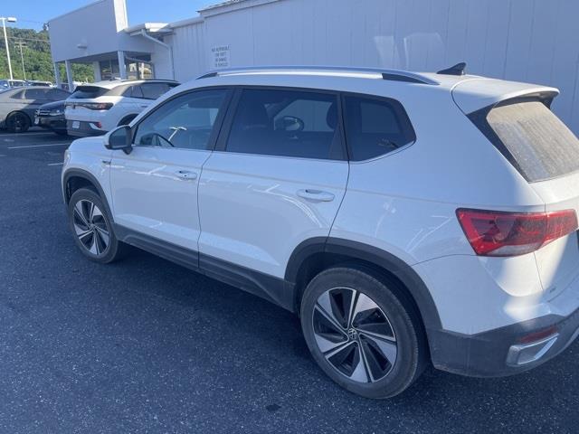 $27998 : PRE-OWNED 2023 VOLKSWAGEN TAO image 2