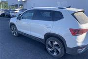 $27998 : PRE-OWNED 2023 VOLKSWAGEN TAO thumbnail