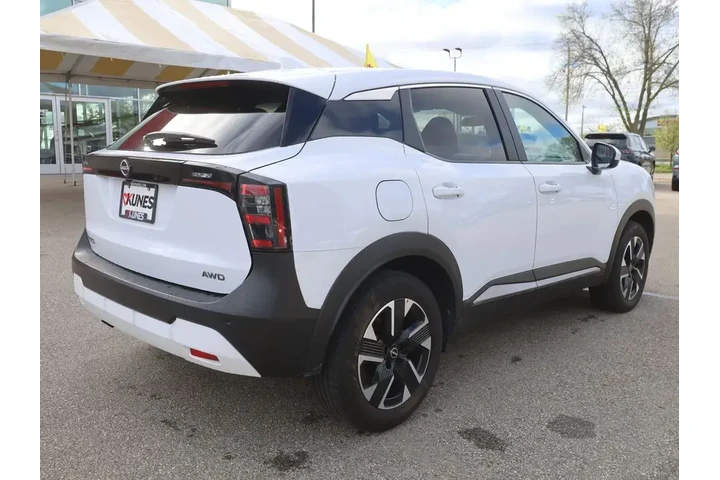$22477 : Nissan Kicks 2025 AWD SV 4dr image 10