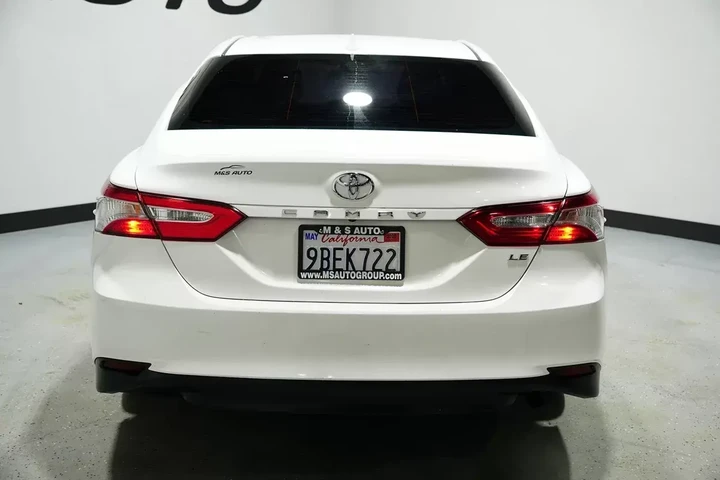 $16138 : 2019 Camry image 5