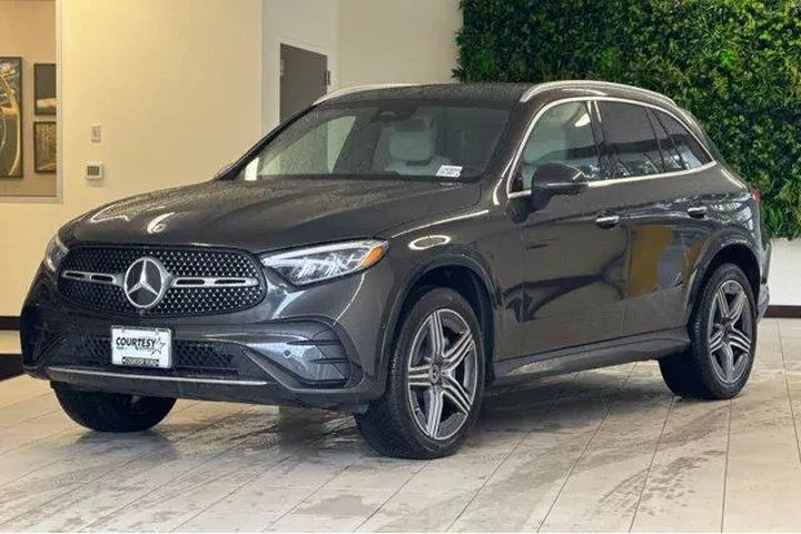 $39374 : Mercedes-Benz GLC 2023 AWD G image 8