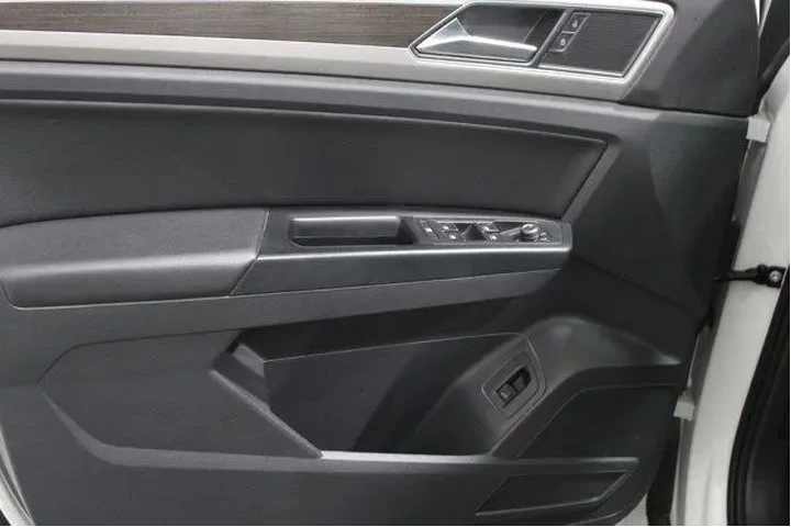 $19942 : Volkswagen Atlas 2019 AWD V6 image 3