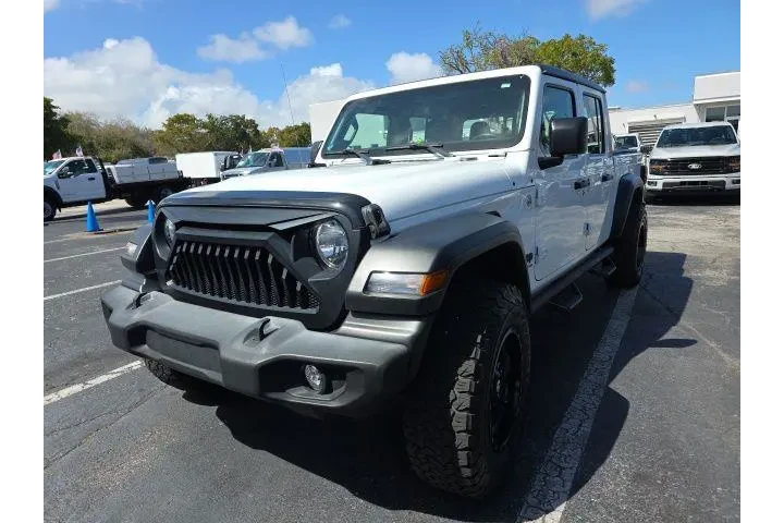 $27997 : Jeep Gladiator 2021 4x4 Spor image 3