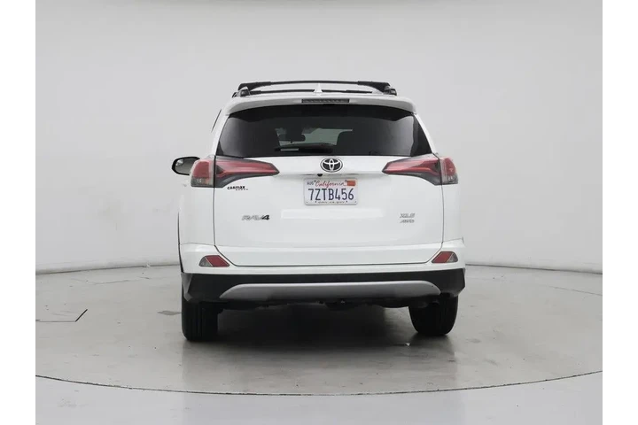 $23998 : Toyota RAV4 2017 AWD XLE 4dr image 6