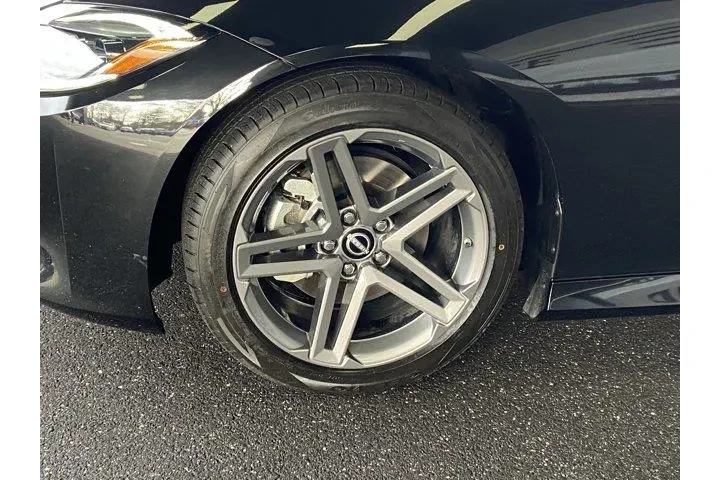 $33400 : Nissan Z 2025 Sport 2dr Coup image 9