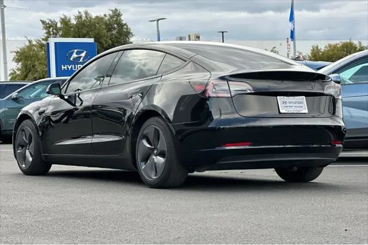 $20988 : Tesla Model 3 2021 Standard image 5