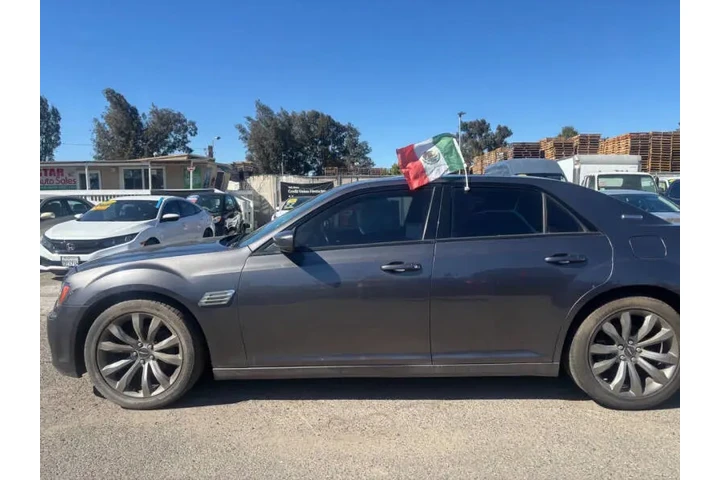 $12599 : 2014 300 S image 9