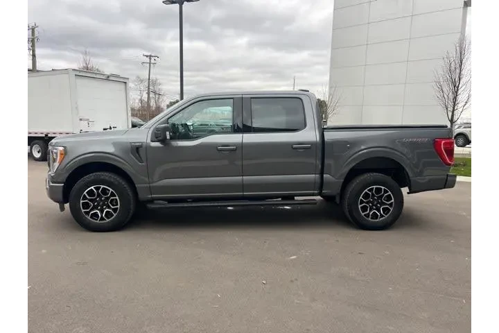 $37964 : Ford F-150 2023 4x4 XLT 4dr image 8