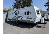 $11900 : 2005 Forest River Sierra thumbnail