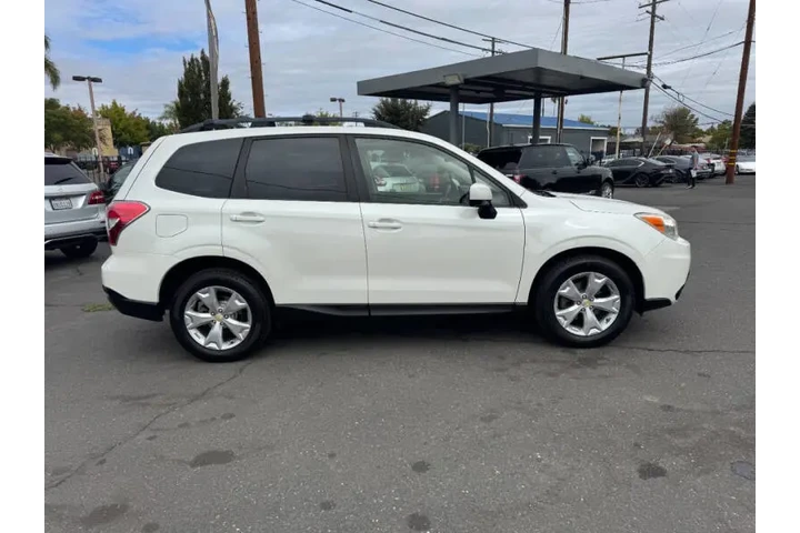 $6998 : 2014 Forester 2.5i Premium image 9