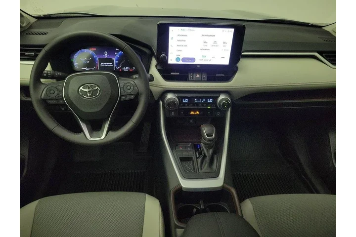 $39998 : Toyota RAV4 2025 Limited 4dr image 9