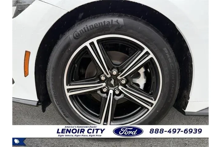 $29900 : Ford Mustang 2024 EcoBoost 2 image 9