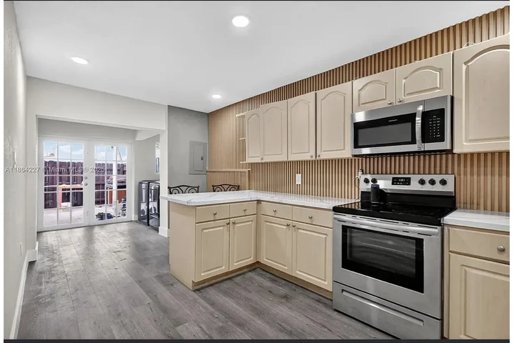 $1700 : 3 accesorios de baño, incluido image 2