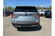 $26688 : Ford Explorer 2021 AWD XLT 4 thumbnail