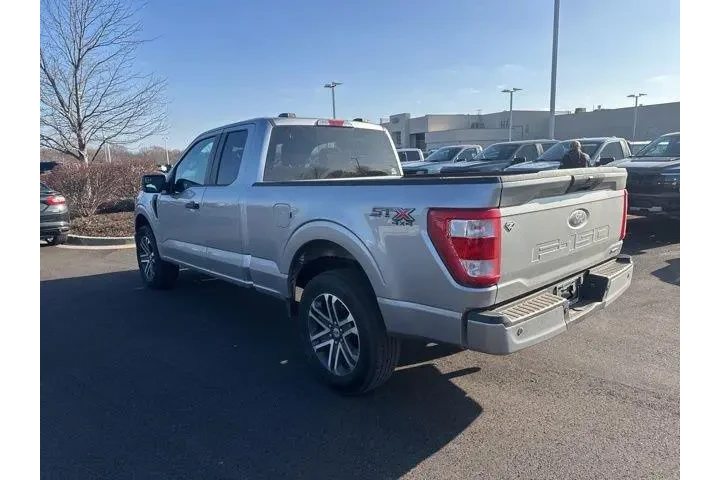 $32500 : Ford F-150 2023 4x4 XL 4dr S image 4