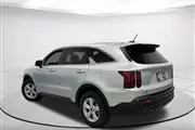 $22189 : Pre-Owned 2022 Sorento LX thumbnail