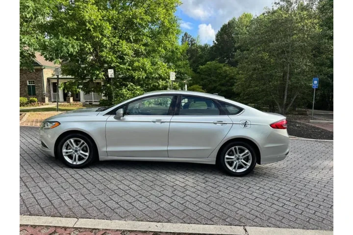 $4500 : 2018 Fusion SE image 7