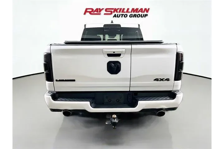 $31975 : Ram 1500 2020 4x4 Laramie 4d image 5