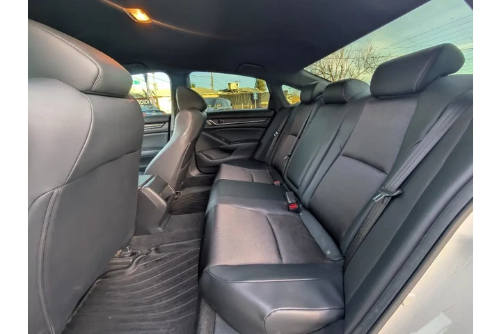 $21995 : 2018 Accord Sport image 8