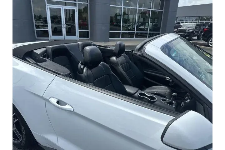 $22889 : Ford Mustang 2022 EcoBoost P image 5