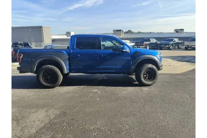 $33999 : Ford F-150 2017 4x4 Raptor 4 image 2