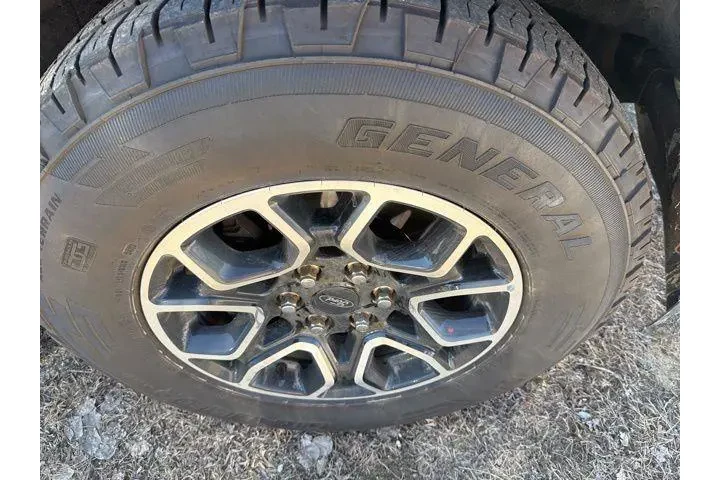 $20952 : Ford F-150 2018 4x4 Lariat 4 image 4