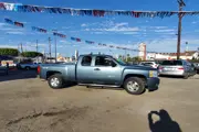 $2000 : Chevrolet Silverado thumbnail