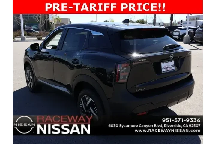 $22501 : Nissan Kicks 2025 SV 4dr Cro image 6