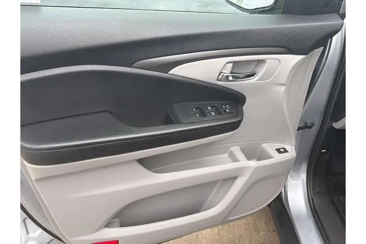 $16762 : Honda Pilot 2020 AWD EX 4dr image 8