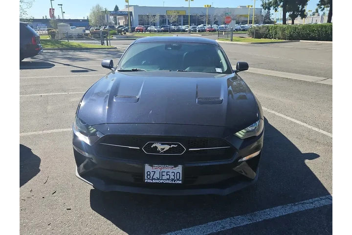 $18000 : Ford Mustang 2021 EcoBoost P image 4