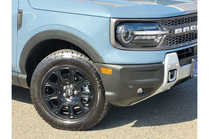 $35345 : Ford Bronco Sport 2025 AWD B image 6