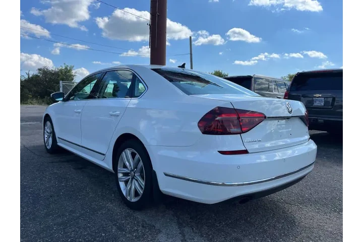 $15995 : 2017 Passat 1.8T SE image 8