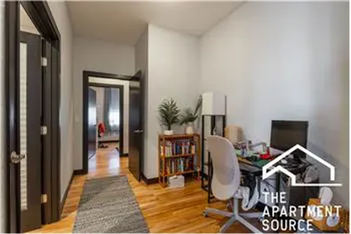 $3700 : Rental property with 3 bedro image 7