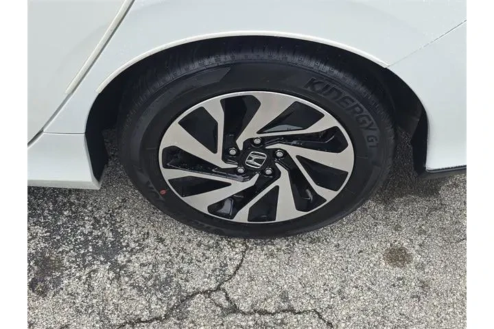 $13990 : Honda Civic 2017 LX 4dr Hatc image 10