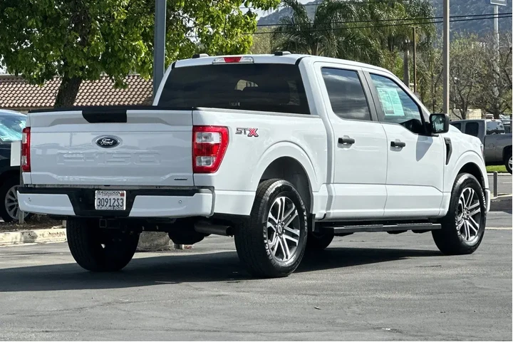 $39281 : Ford F-150 2023 4x2 XL 4dr S image 4