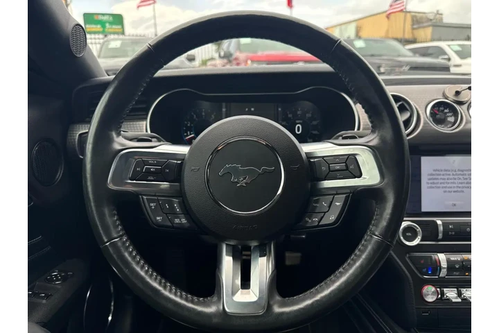 2022 Mustang GT Premium Coupe image 8